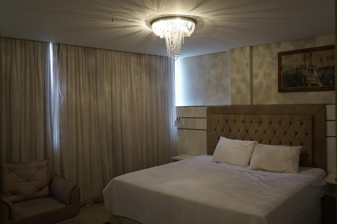 Pak Suites Hotel Luis Eduardo Magalhaes Exteriör bild