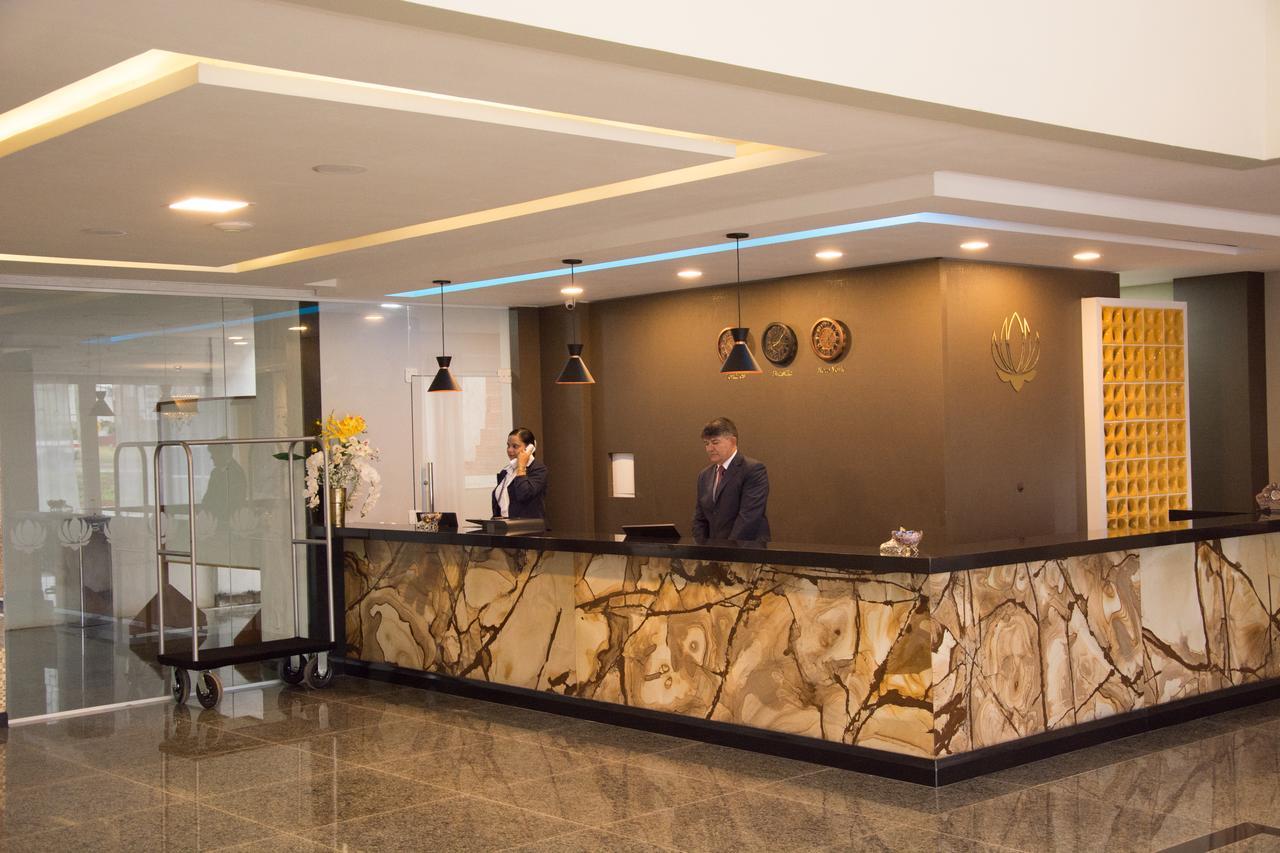 Pak Suites Hotel Luis Eduardo Magalhaes Exteriör bild