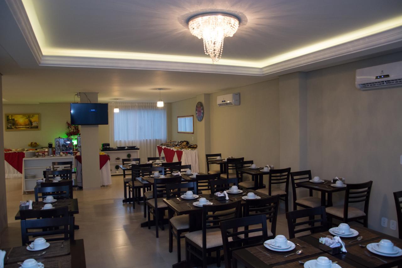 Pak Suites Hotel Luis Eduardo Magalhaes Exteriör bild